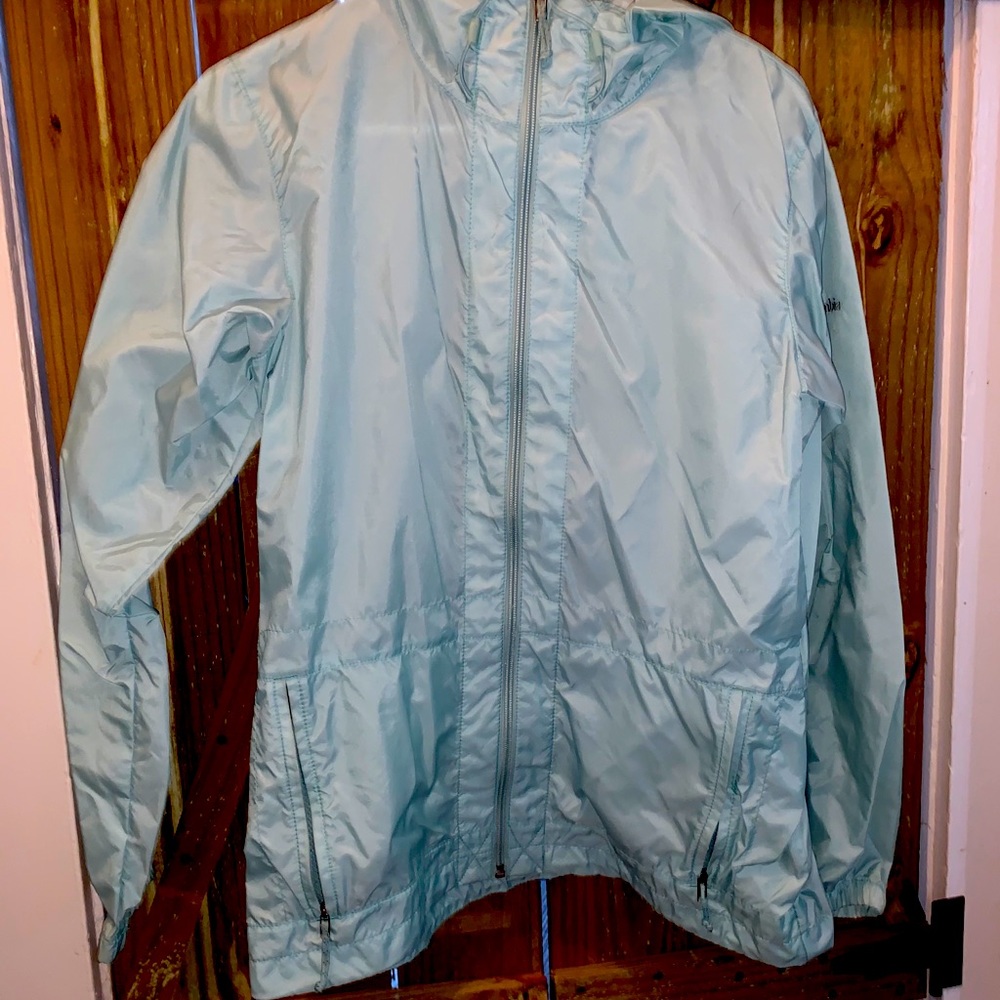 Light Columbia Windbreaker